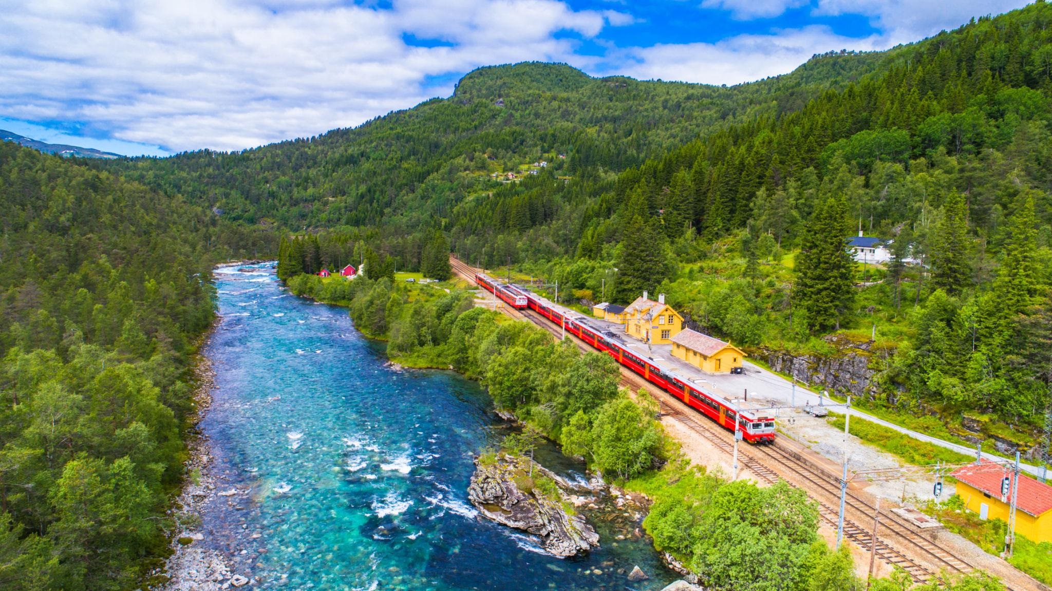 Bergen, Fjords & Oslo Scenic Escape