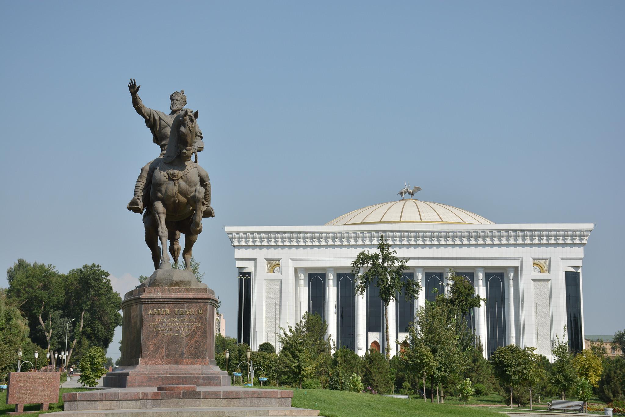 Uzbekistan Heritage Scenic Escape