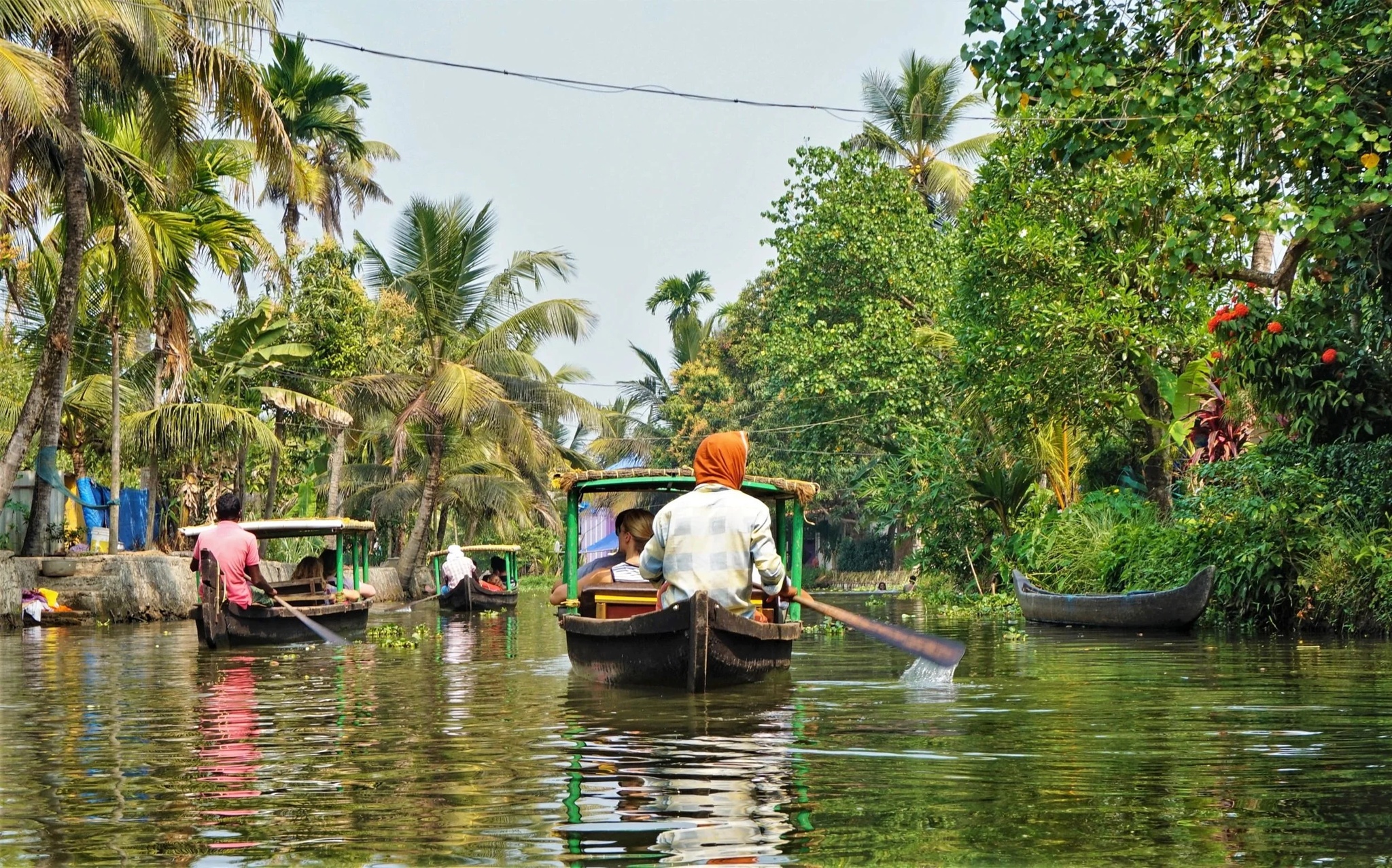 Enchanting Kerala Retreat – Hills, Wildlife & Backwater Bliss